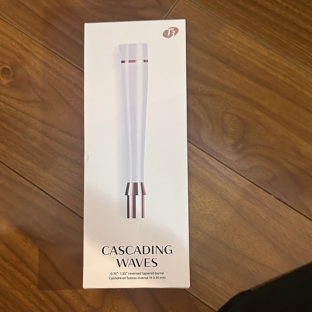 T3 Cascading Waves Styler in White and Rose Gold NWT